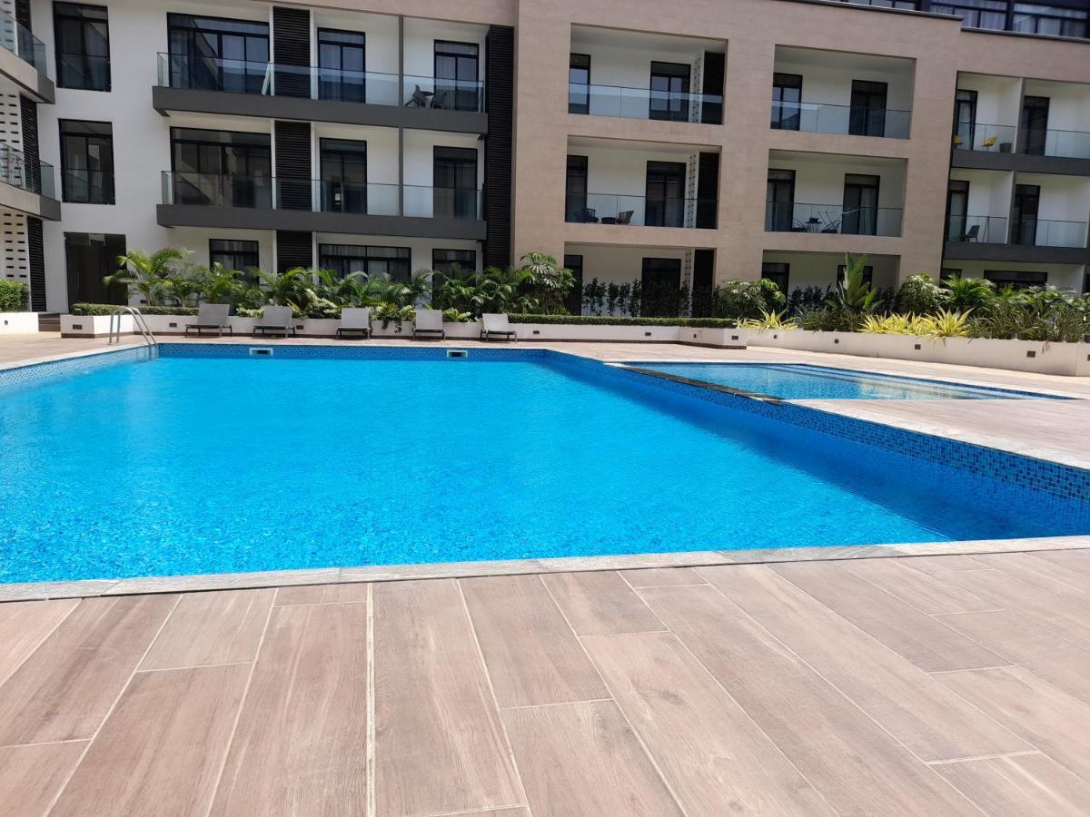 אקרה Embassy Gardens Studio מראה חיצוני תמונה