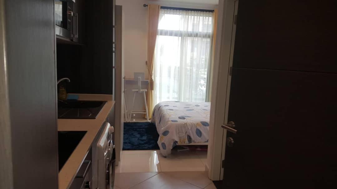 אקרה Embassy Gardens Studio מראה חיצוני תמונה
